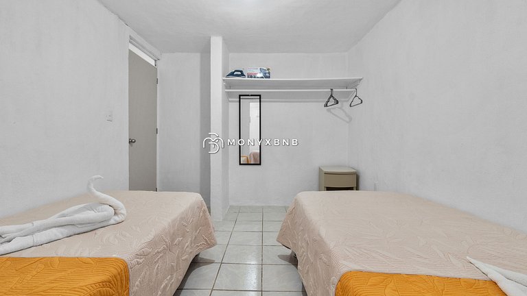 Casa Cozy, 2 cuartos, 4 camas, 2 baños y parking