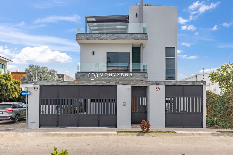 Casa Fluvial by Monyxbnb