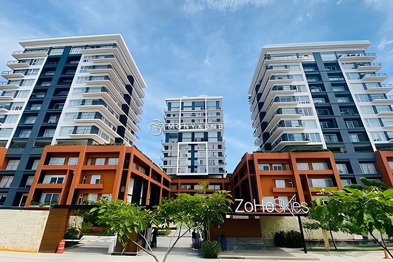 Zoho Skies 2 BDR, 2 Bath, with parking