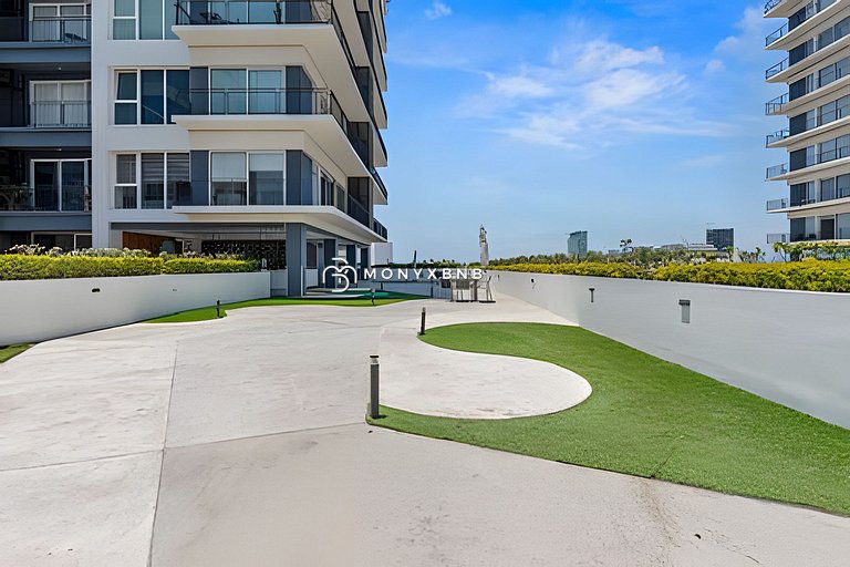 Zoho Skies, 3 bedrooms, 2 bathrooms with a rooftop pool