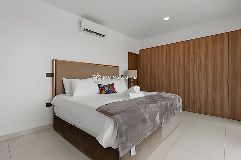 Zoho Skies, 3 recámaras, 2 baños con alberca en la azotea