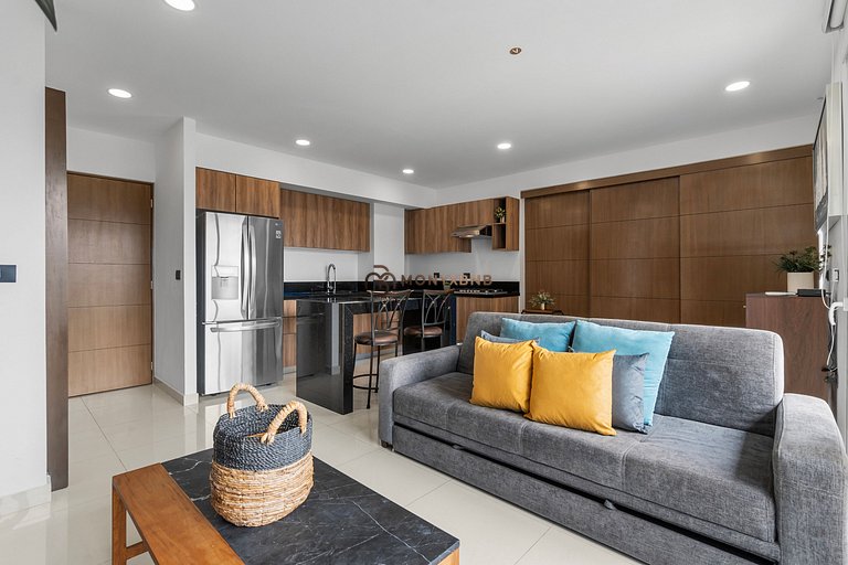 Zoho Skies 2 BDR, 2 Bath, with parking