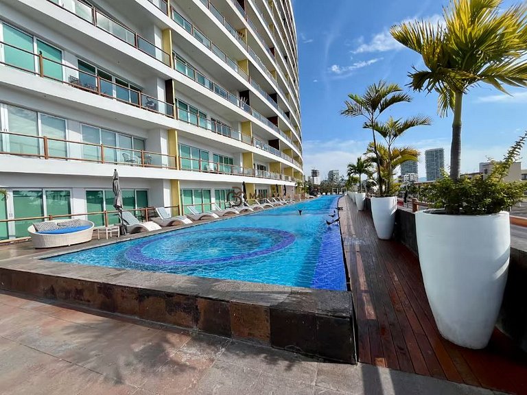 2 Departamentos con 4 habitaciones sobre el casino