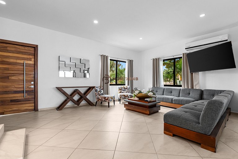 Casa Oasis B-Nayar Gated, Beach Club, Free Shuttle