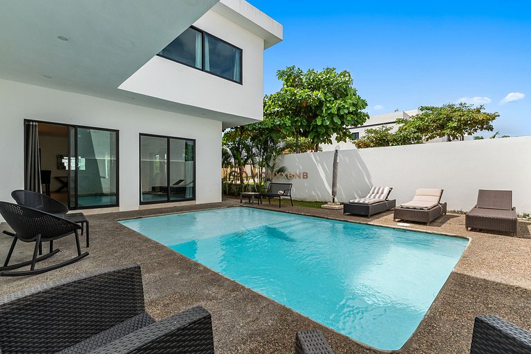 Casa Oasis B-Nayar Gated, Beach Club, Free Shuttle