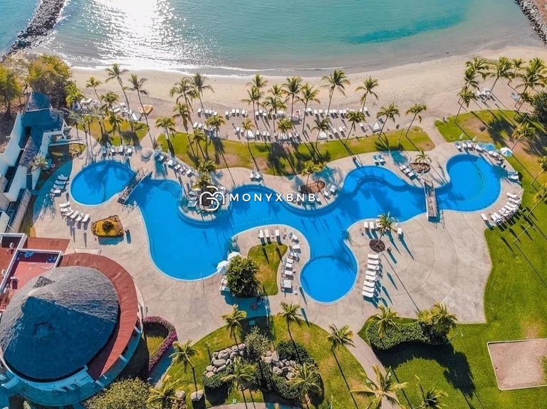 Casa Oasis B-Nayar a pie de paya, residencial privado, club