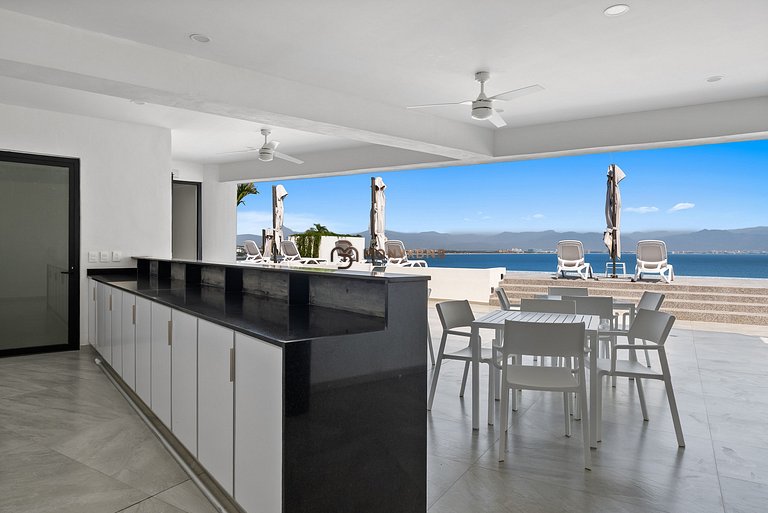 Bahiban SkyHome 3BR 3Bath, Jacuzzi & Oceanview