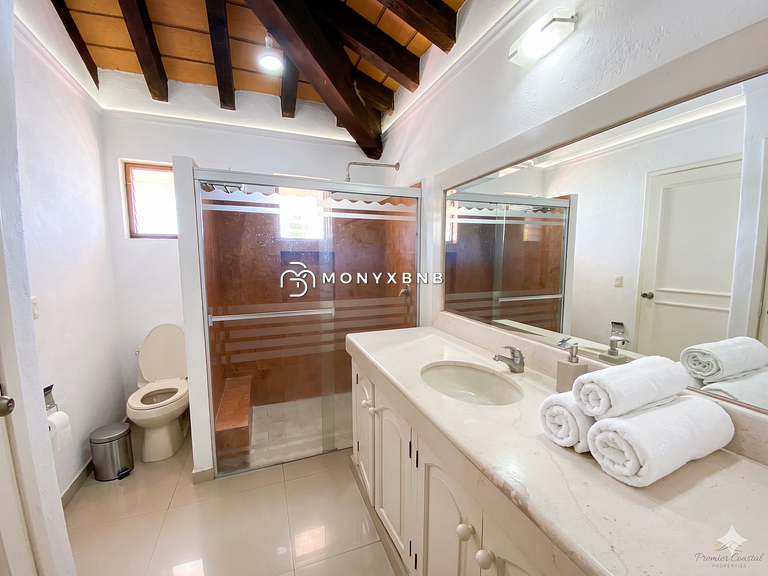 Airbnb in Puerto Vallarta near the beach