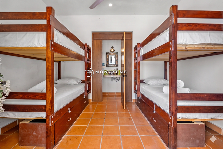 Private Boutique Hotel, Groups up to 48 Guests