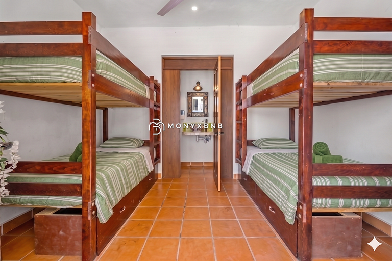 Private Boutique Hotel, Groups up to 48 Guests