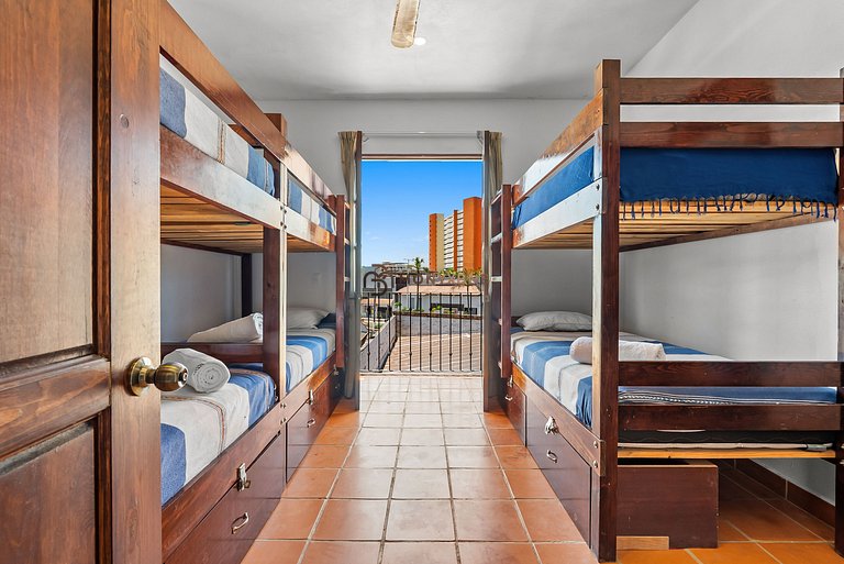 Private Boutique Hotel, Groups up to 48 Guests