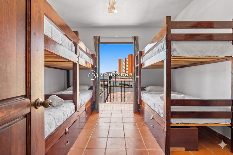 Private Boutique Hotel, Groups up to 48 Guests