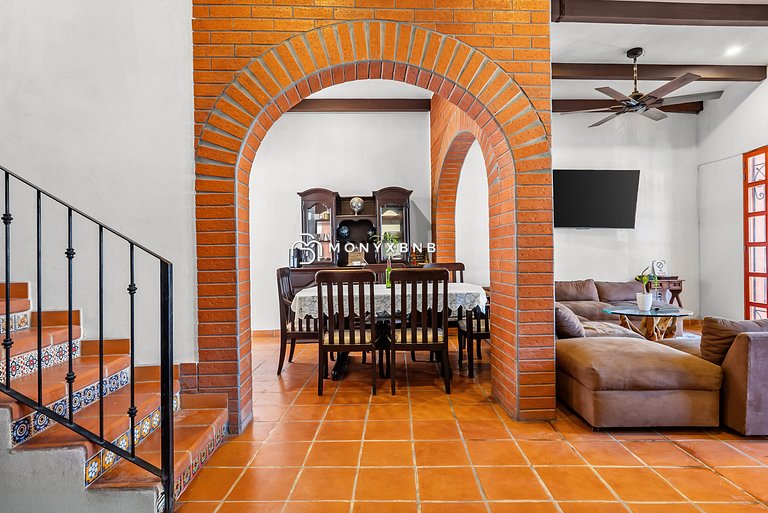 Private Boutique Hotel, Groups up to 48 Guests