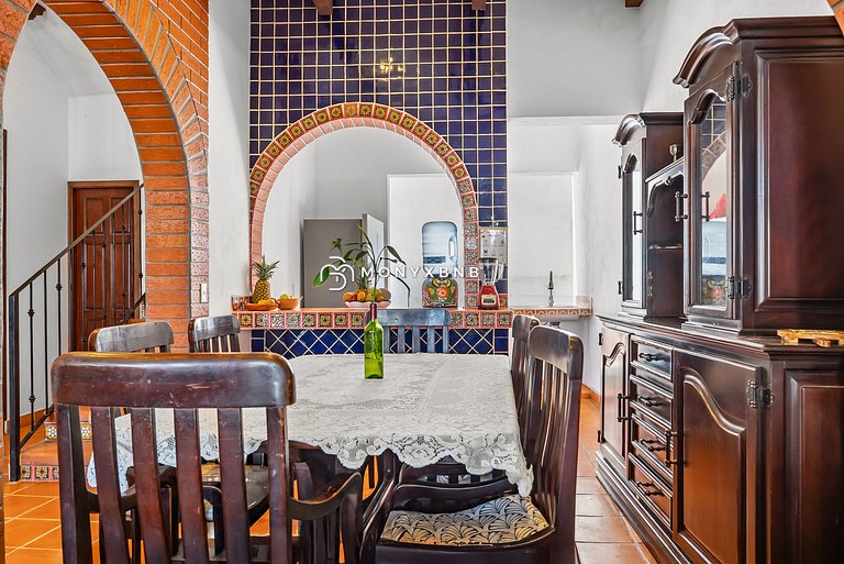 Private Boutique Hotel, Groups up to 48 Guests