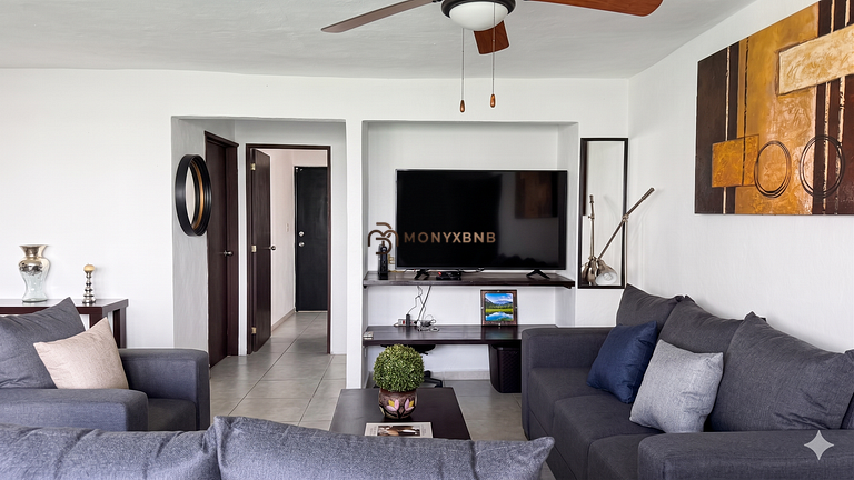 Come and enjoy Puerto Vallarta! Condos La Marina