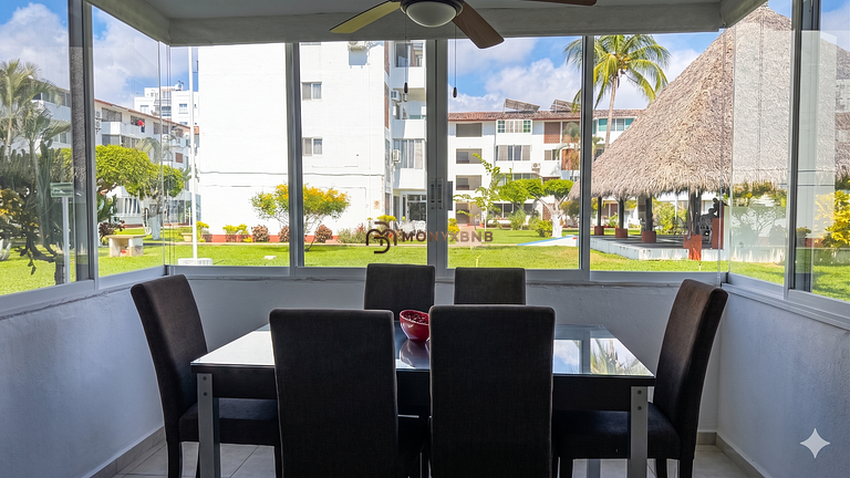 Gran Marina, 6 habitaciones, 4 baños, Parking