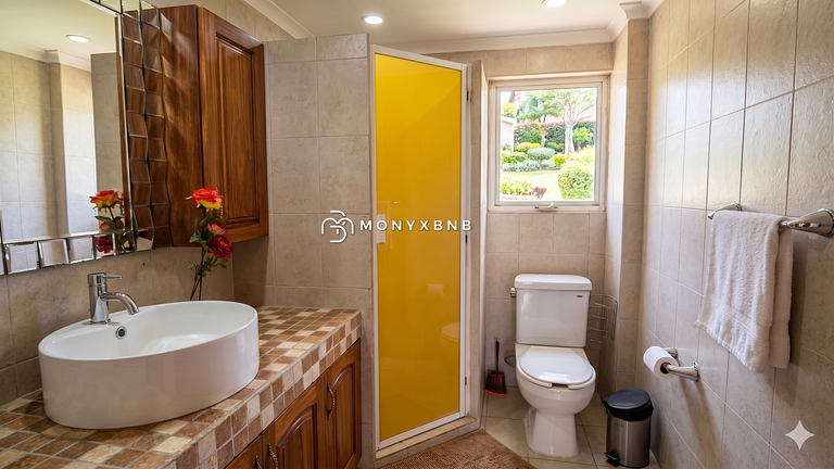 Gran Marina, 6 habitaciones, 4 baños, Parking