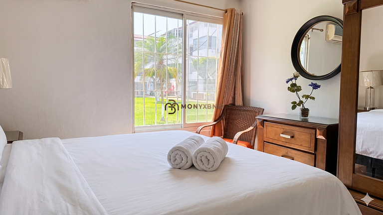 ¡Ven y disfruta Puerto Vallarta! Condos La Marina