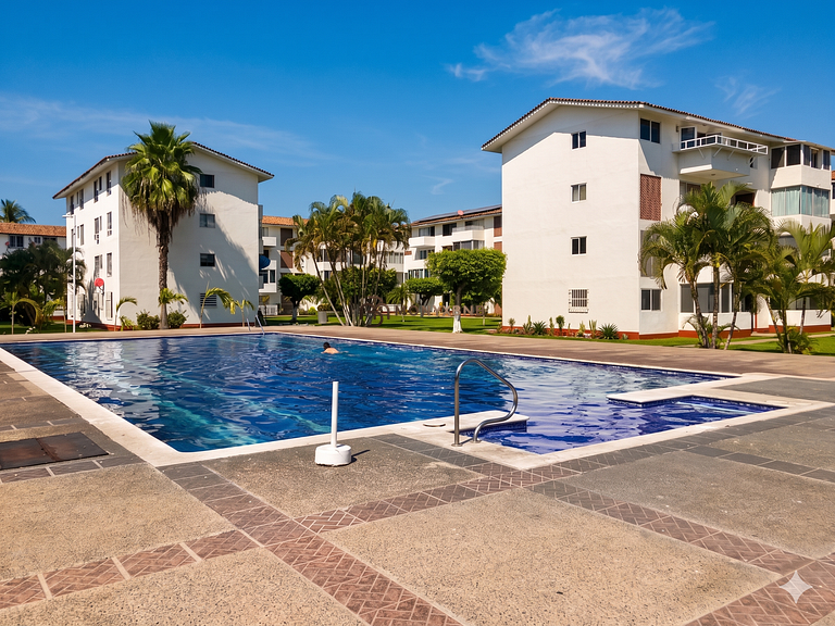Vacation in paradise! La Marina Condominiums