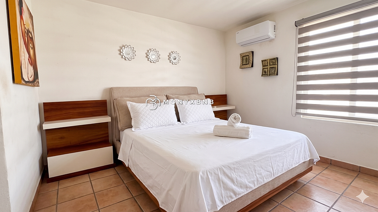 Vacation in paradise! La Marina Condominiums