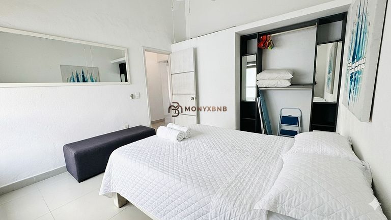Beautiful apartment in La Marina Condominiums