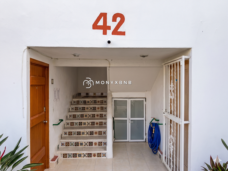 Beautiful apartment in La Marina Condominiums