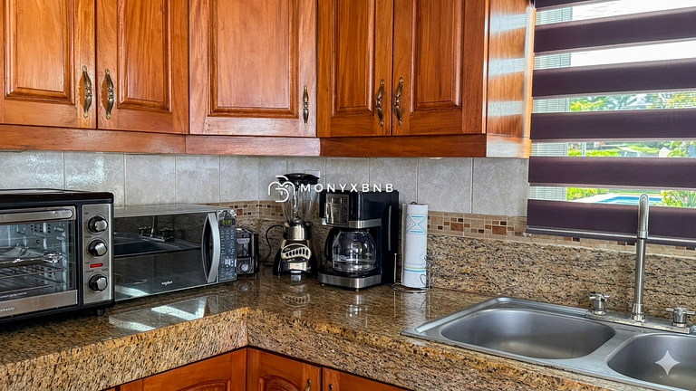 Gran Marina, 6 habitaciones, 4 baños, Parking