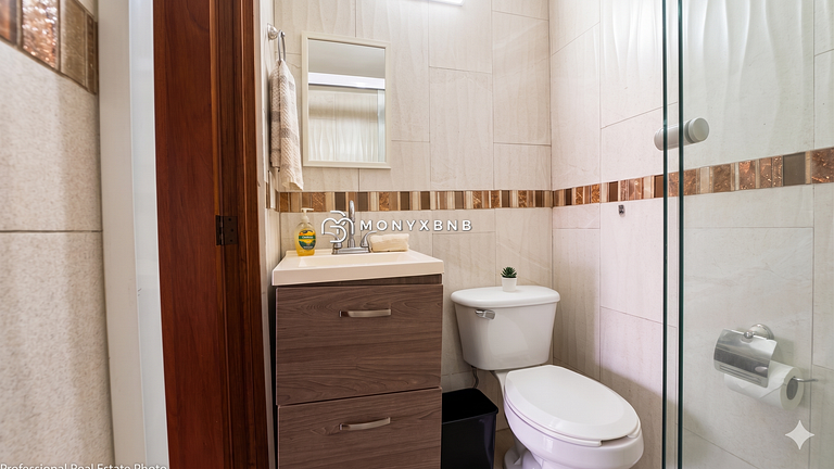 Gran Marina, 6 habitaciones, 4 baños, Parking