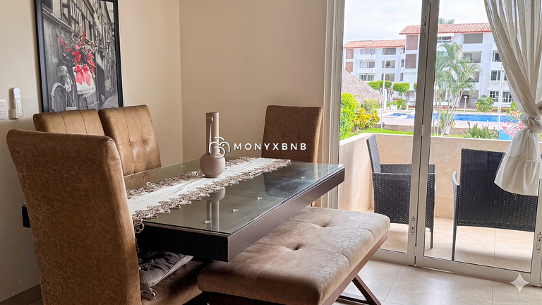 Gran Marina, 6 habitaciones, 4 baños, Parking