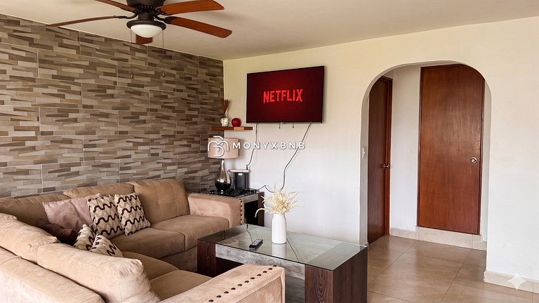 3-Condo Bundle Condominios La Marina: 6BR + Pool