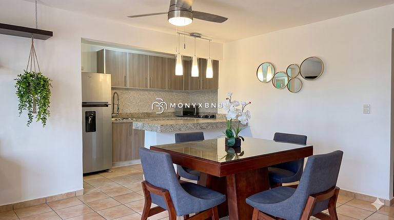 Gran Marina, 6 habitaciones, 4 baños, Parking