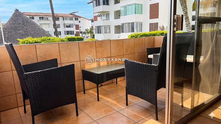 Marina Oceanview 4BR, two-bathroom with parking