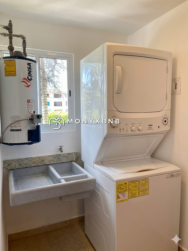 Gran Marina, 6 habitaciones, 4 baños, Parking