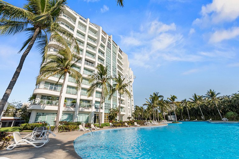 Experience luxury: Vidanta, beach, and pool by Monyxbnb