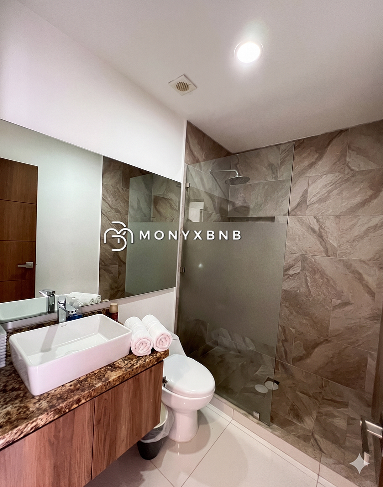 Zoho Skies, 3BR, 2 baños con alberca en la azotea