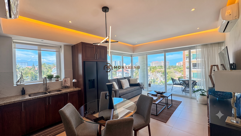 Luxurious 1-bedroom, 180° balcony and golf by Monyxbnb