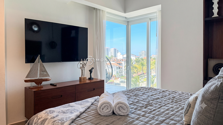Luxurious 1-bedroom, 180° balcony and golf by Monyxbnb