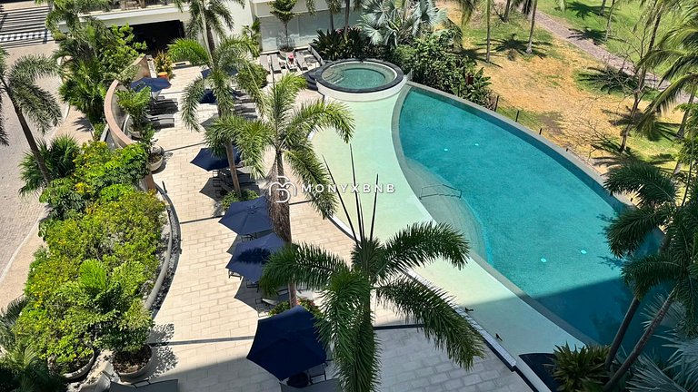 Luxurious 1-bedroom, 180° balcony and golf by Monyxbnb