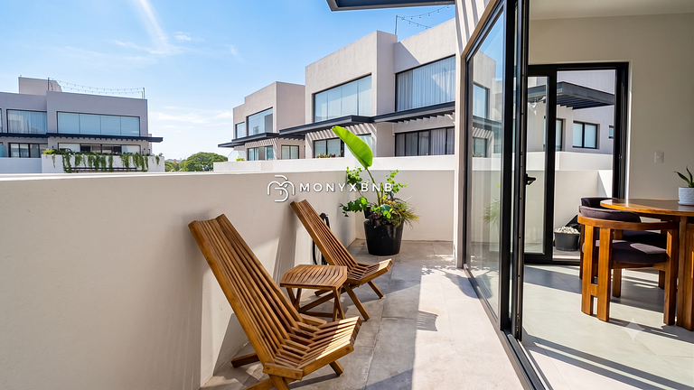 Altea Two-story penthouse by Monyxbnb