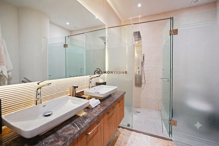 Bahiban SkyHome 3BR 3Bath, Jacuzzi & Oceanview