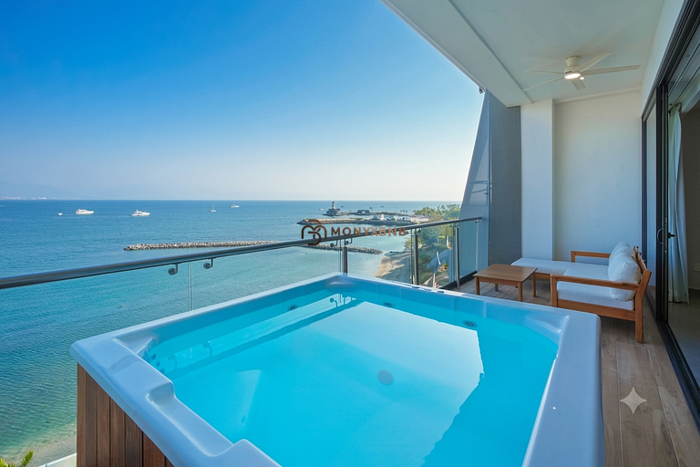 Bahiban SkyHome 3BR 3Bath, Jacuzzi & Oceanview