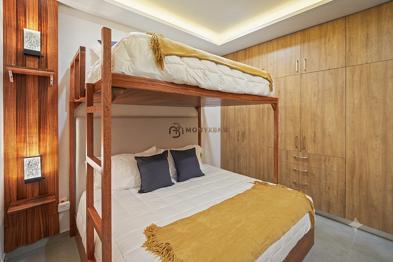 Bahiban SkyHome 3BR 3Bath, Jacuzzi & Oceanview