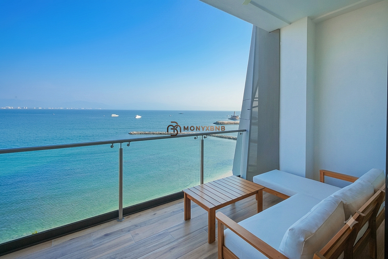 Bahiban SkyHome 3BR 3Bath, Jacuzzi & Oceanview