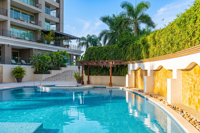 Venetian 2BR High Floor Oceanview