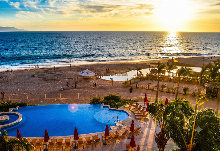 Venetian 2BR High Floor Oceanview