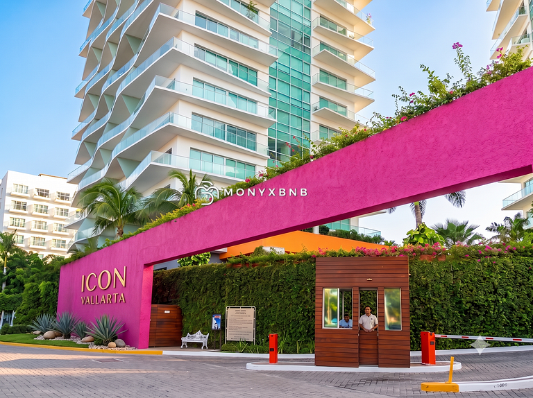 Paraíso en Icon Vallarta: piscina y club de playa