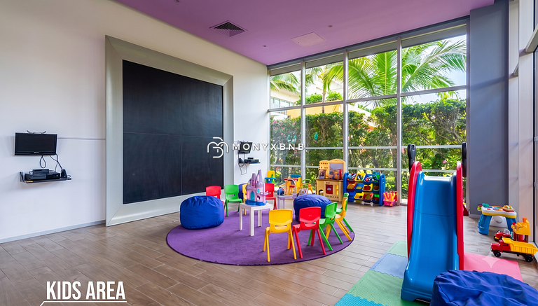 Paraíso en Icon Vallarta: piscina y club de playa