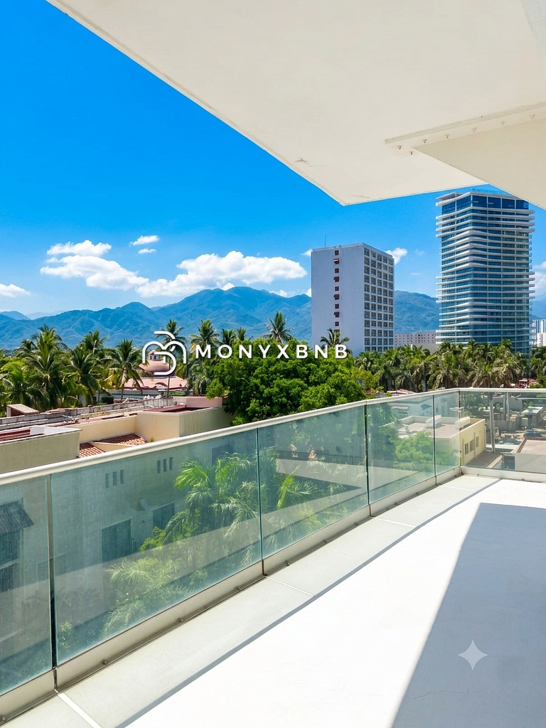 Icon Vallarta a pie de playa: 1 cuarto, piscina y club de pl