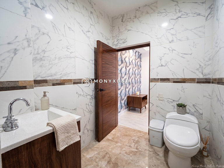 Exclusive property in ZR for 18 people, with 10 beds and 5 b