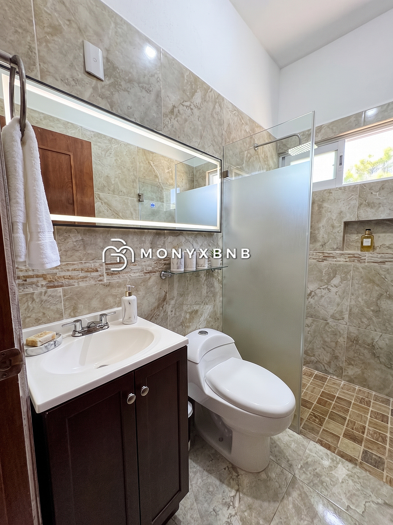 Propiedad exclusiva en ZR para 18 personas, con 10 camas y 5